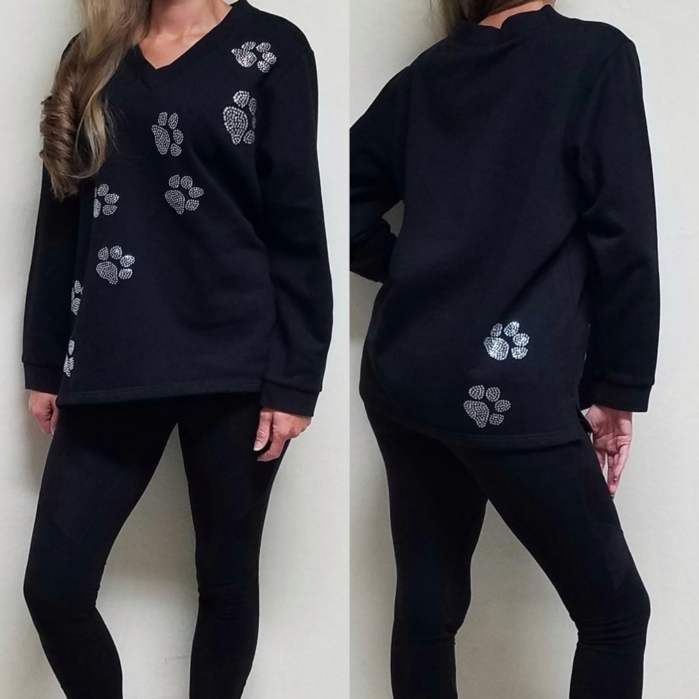 VINTAGE Quacker Factory Black Bling Crystal Big Paw Graphic Long Sleeve Sweater